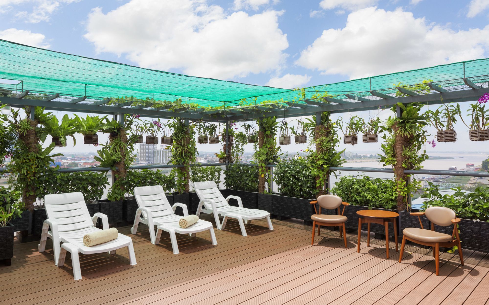 Lcs Hotel & Apartment Phnom Penh Dış mekan fotoğraf