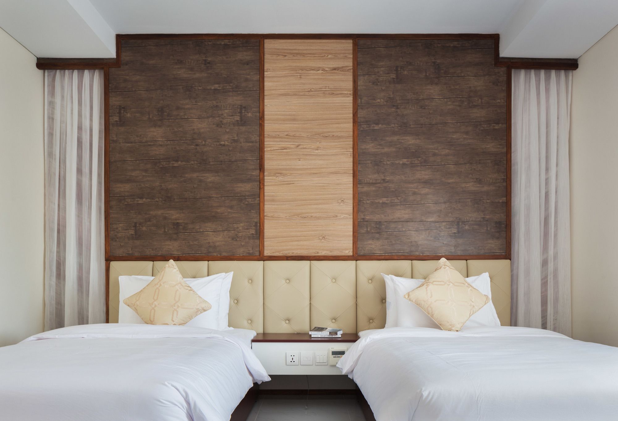 Lcs Hotel & Apartment Phnom Penh Dış mekan fotoğraf