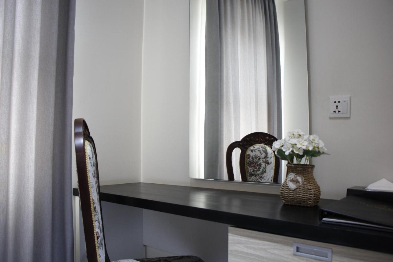 Lcs Hotel & Apartment Phnom Penh Dış mekan fotoğraf